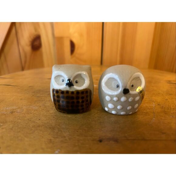 Vintage EMSON Stoneware OWLS Clay Painted Glazed Birds 1.5” Tall (5190) - Picture 1 of 6